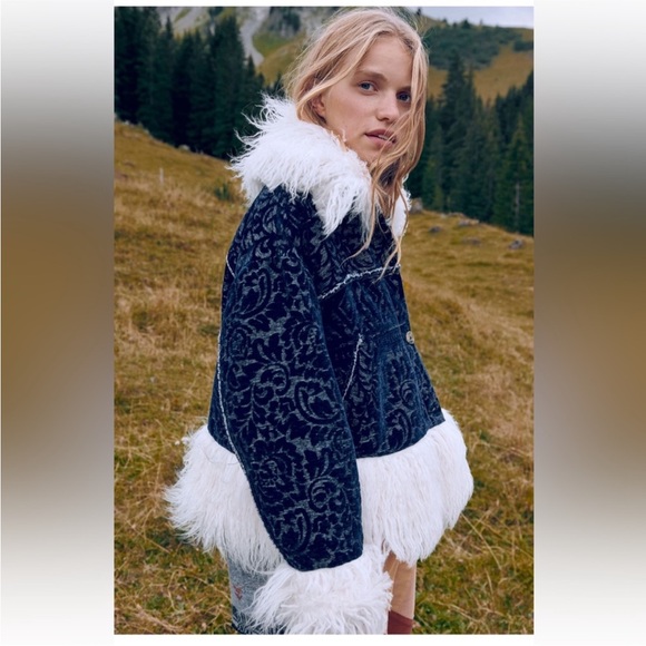 FREE PEOPLE NWT SABINA FUR BOMBER JACKET 🔥 - Picture 2 of 12